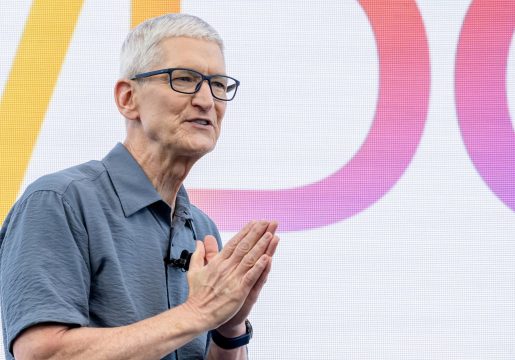 108156731-1749494285081-gettyimages-2218819408-APPLE_WWDC.jpeg