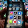 108216447-1761300179713-gettyimages-2198590463-socialphones-9.jpeg 108216447-1761300179713-gettyimages-2198590463-socialphones-9.jpeg